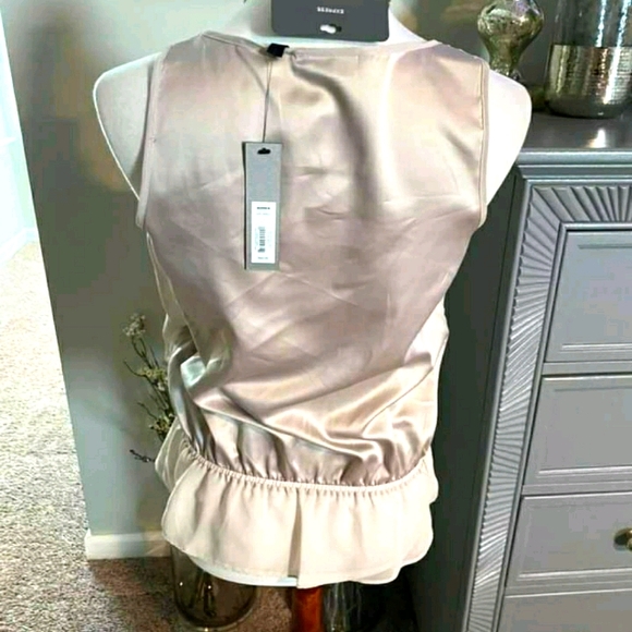 Brand new tank top/ blouse - Picture 3 of 4